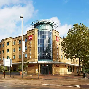3* Szálloda Ibis Stratford